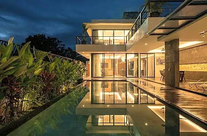 Zilla Ubud 4* バリ島